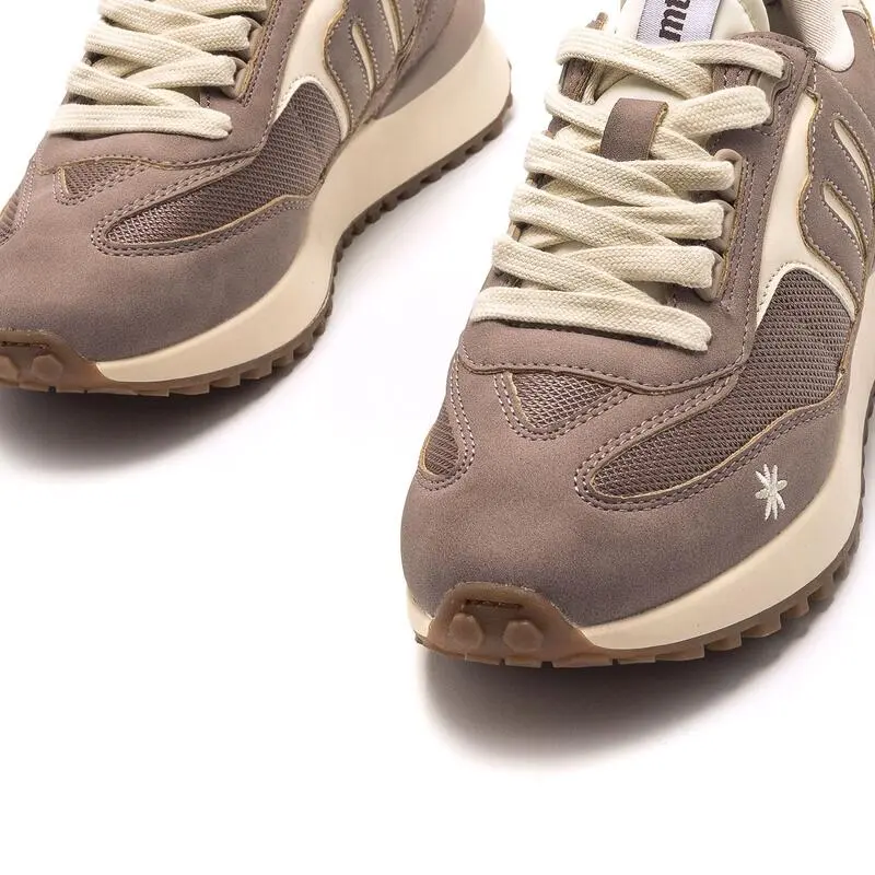 Zapatillas De Caminar Para Mujer Mtng Qamar En Color Marron - Imagen 3